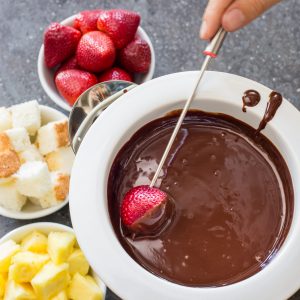 usar una fondue de chocolate
