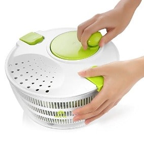 usar centrifugadora para ensalada