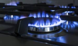 cocinas de gas encendida