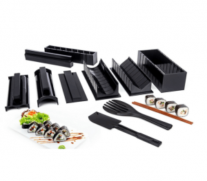 kit de preparación de sushi con varios utensilios