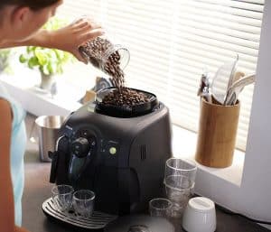 cafetera con molinillo